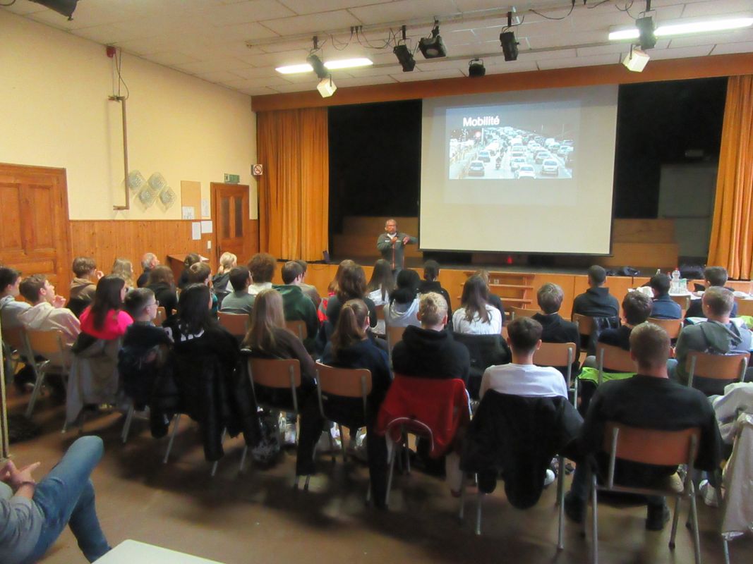 RDV avec les jeunes des écoles en Wallonie et à Bruxelles